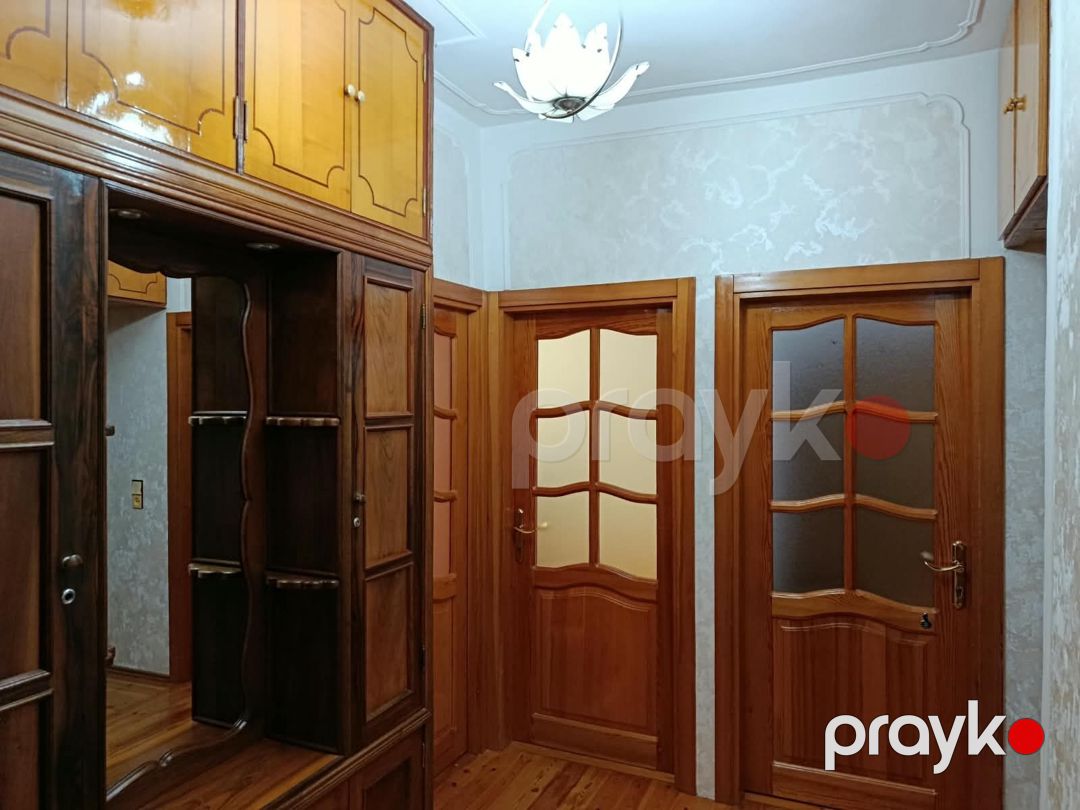 İcarəyə verilir 3 otaqlı köhnə tikili 90 m² — Mənzil, Bakı (10)