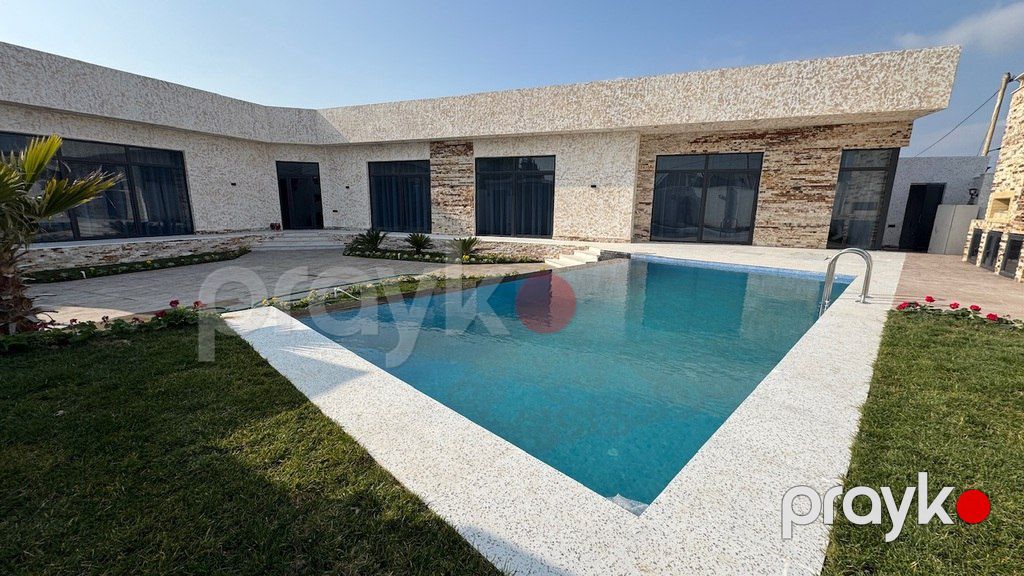 Satılır 5 otaqlı həyət evi/bağ evi 200 m² — Ev, villa, Bakı (3)