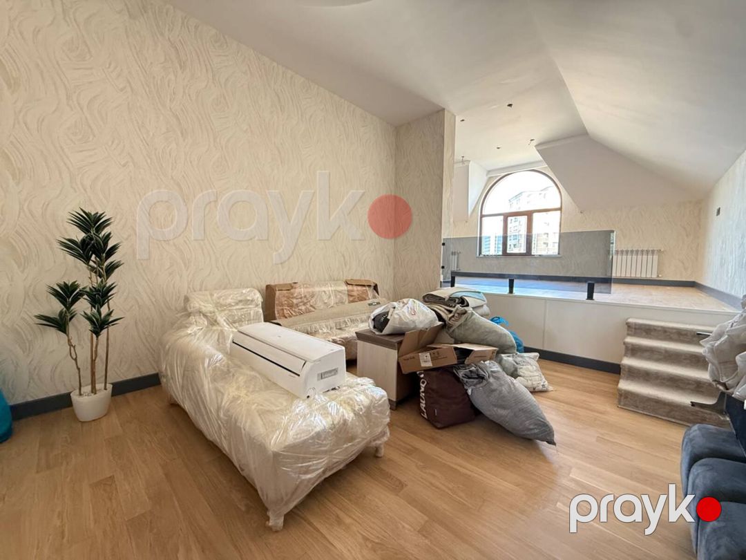 Satılır 3 otaqlı köhnə tikili 108 m² — Mənzil, Bakı (2)