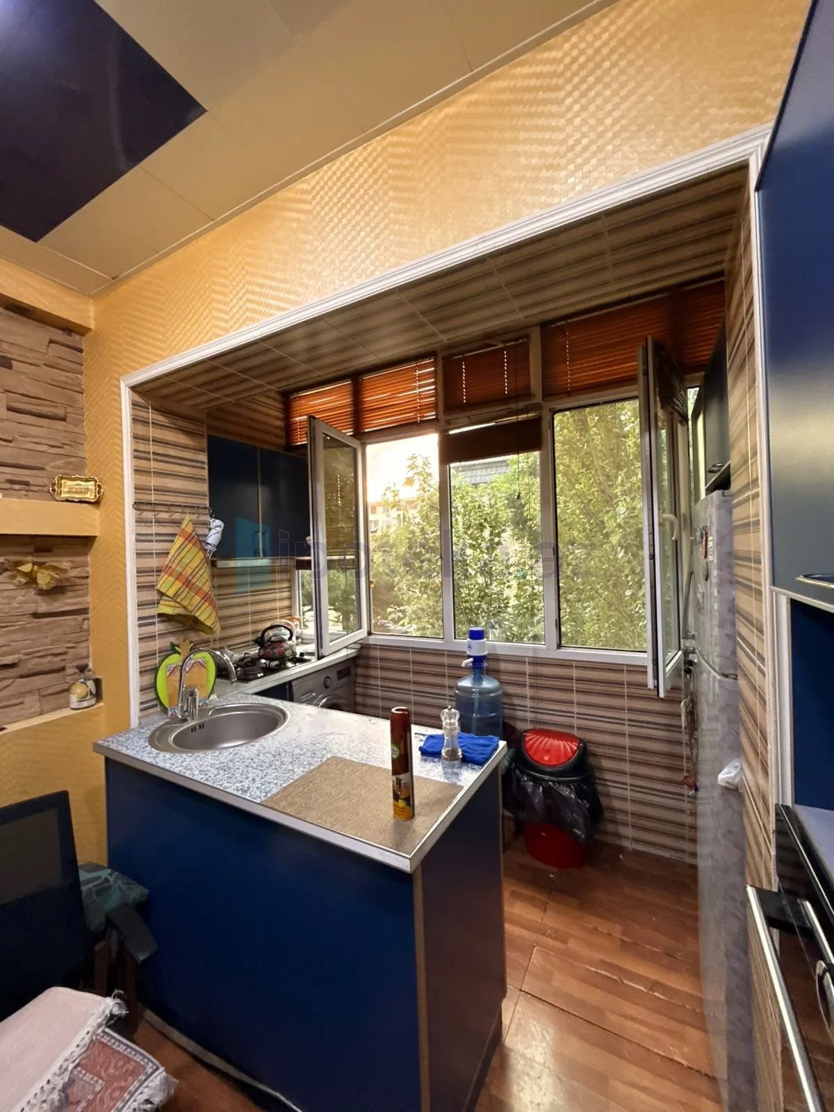 Satılır: 3 Otaq, Köhnə tikili, Nizami r., 65.00 m² — Mənzil, Bakı (3)