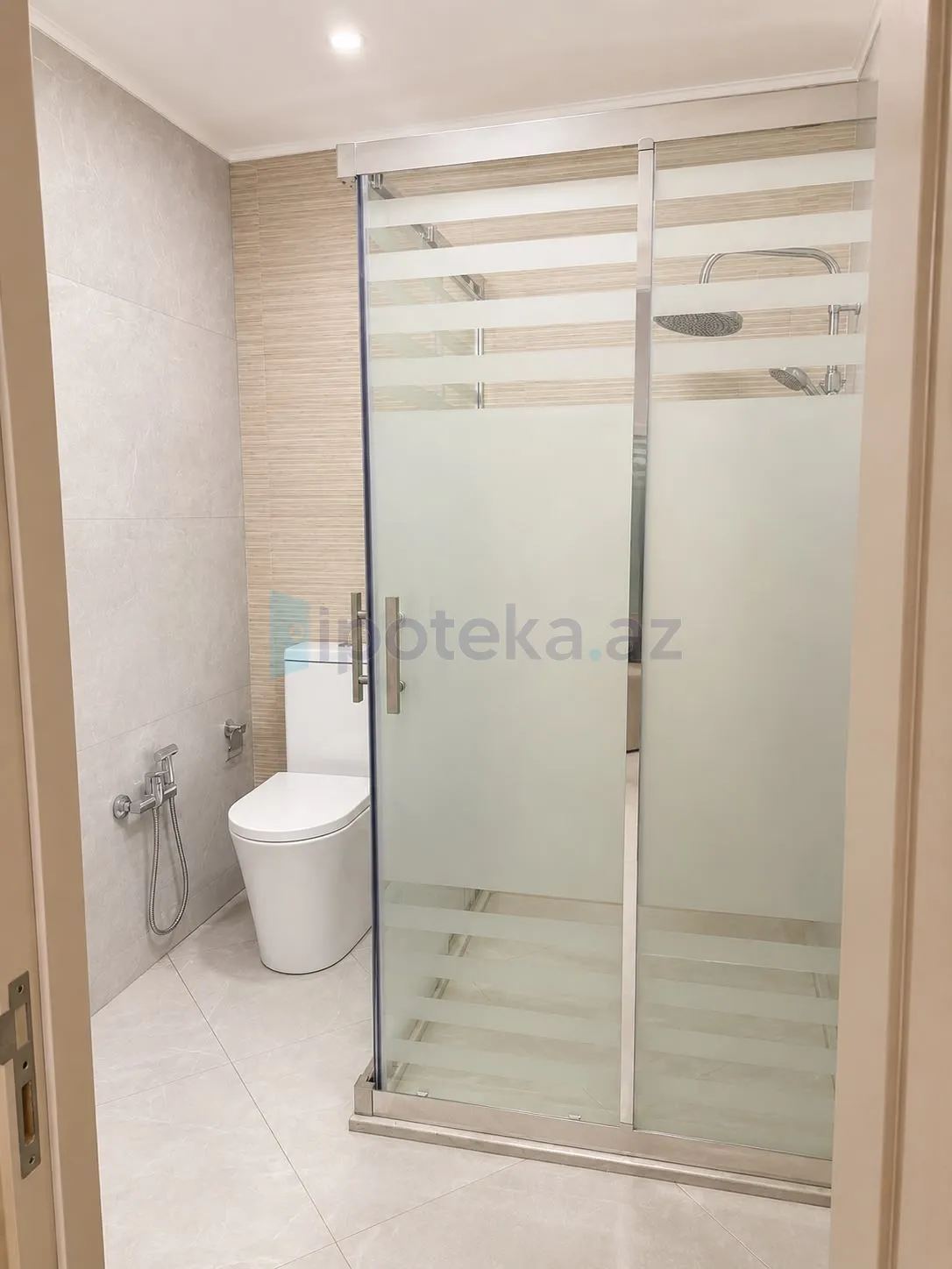 Satılır: 2 Otaq, Yeni tikili, Binəqədi r., 7-ci mkr q., 80.00 m² — Mənzil, Bakı (4)