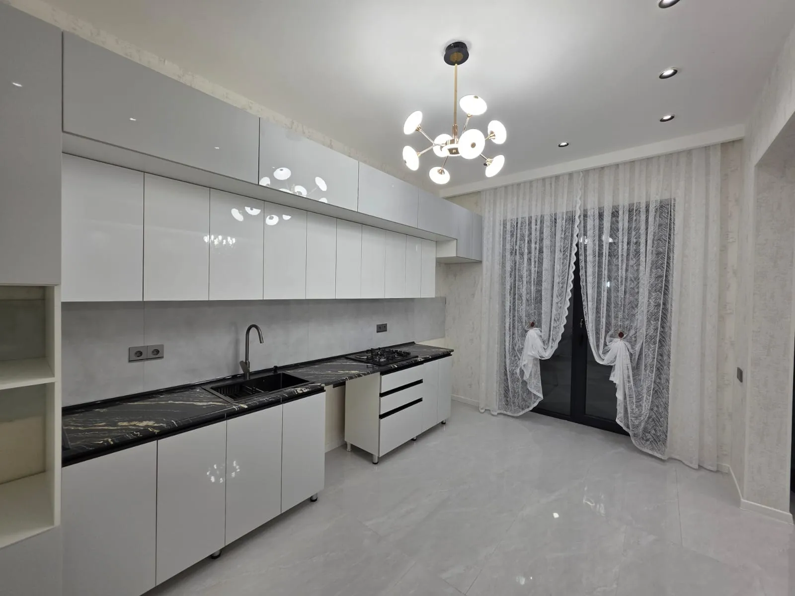 Şüvəlan, 4 otaqlı Həyət evi satılır - 150 m², 1 mərtəbə, 3 sot — Ev, villa, Bakı (9)