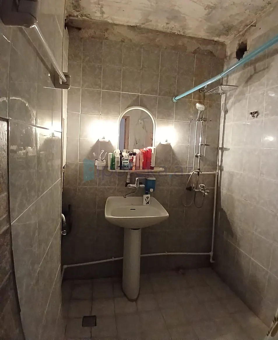 Satılır: 2 Otaq, Köhnə tikili, Nizami r., 55.00 m² — Mənzil, Bakı (6)
