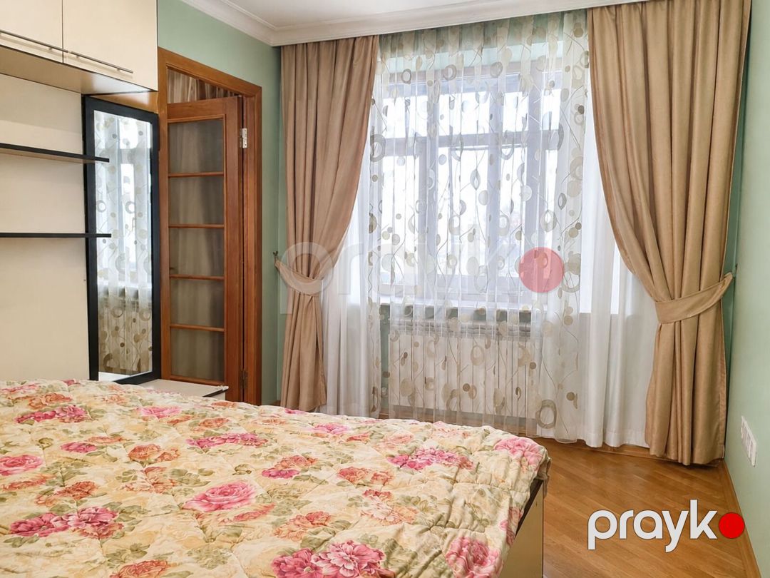 Satılır 4 otaqlı köhnə tikili 115 m² — Mənzil, Bakı (7)