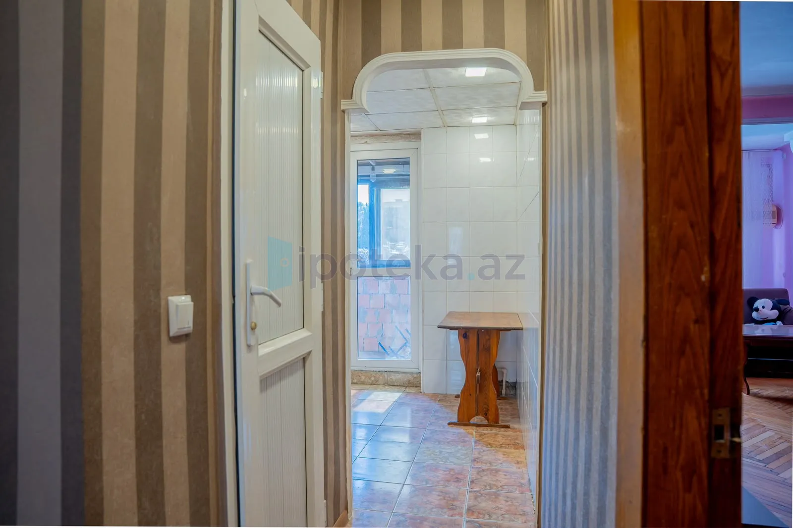 Satılır: 3 Otaq, Köhnə tikili, Yasamal r., 70.00 m² — Mənzil, Bakı (4)