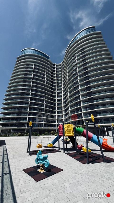 Satılır 4 otaqlı yeni tikili 248 m² — Bakı