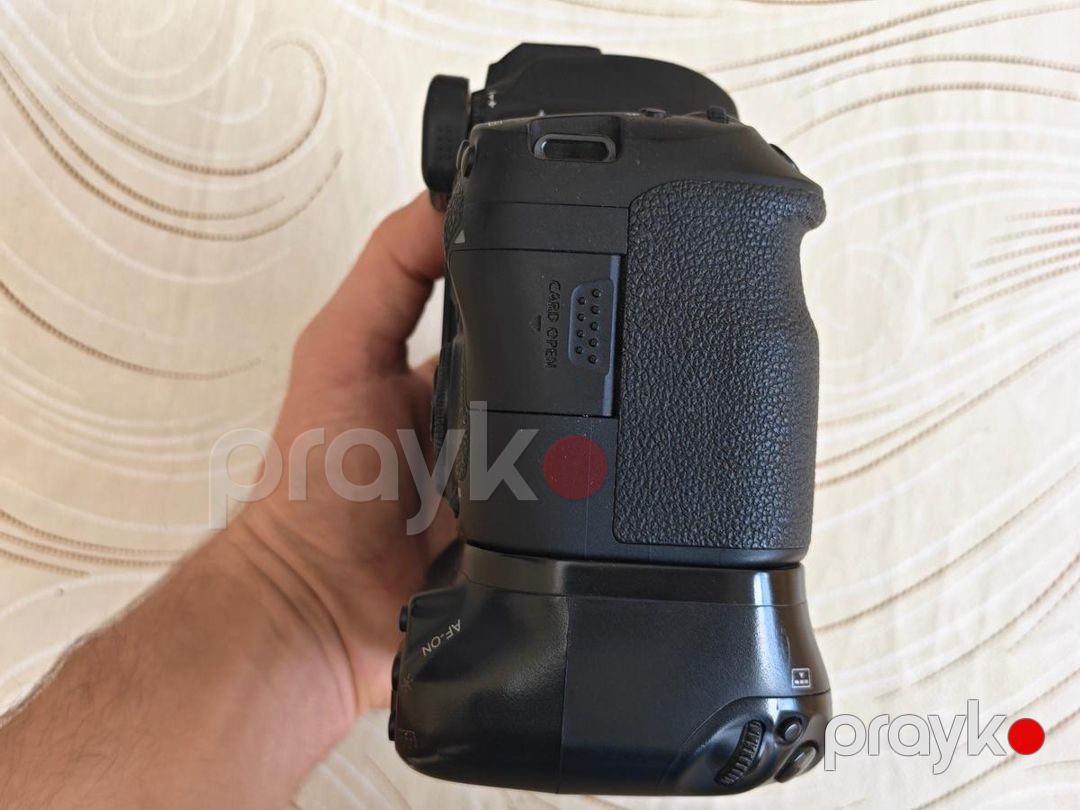 Fotoaparat Canon 6D Mark 2 — Foto və video texnikası, Bakı (4)