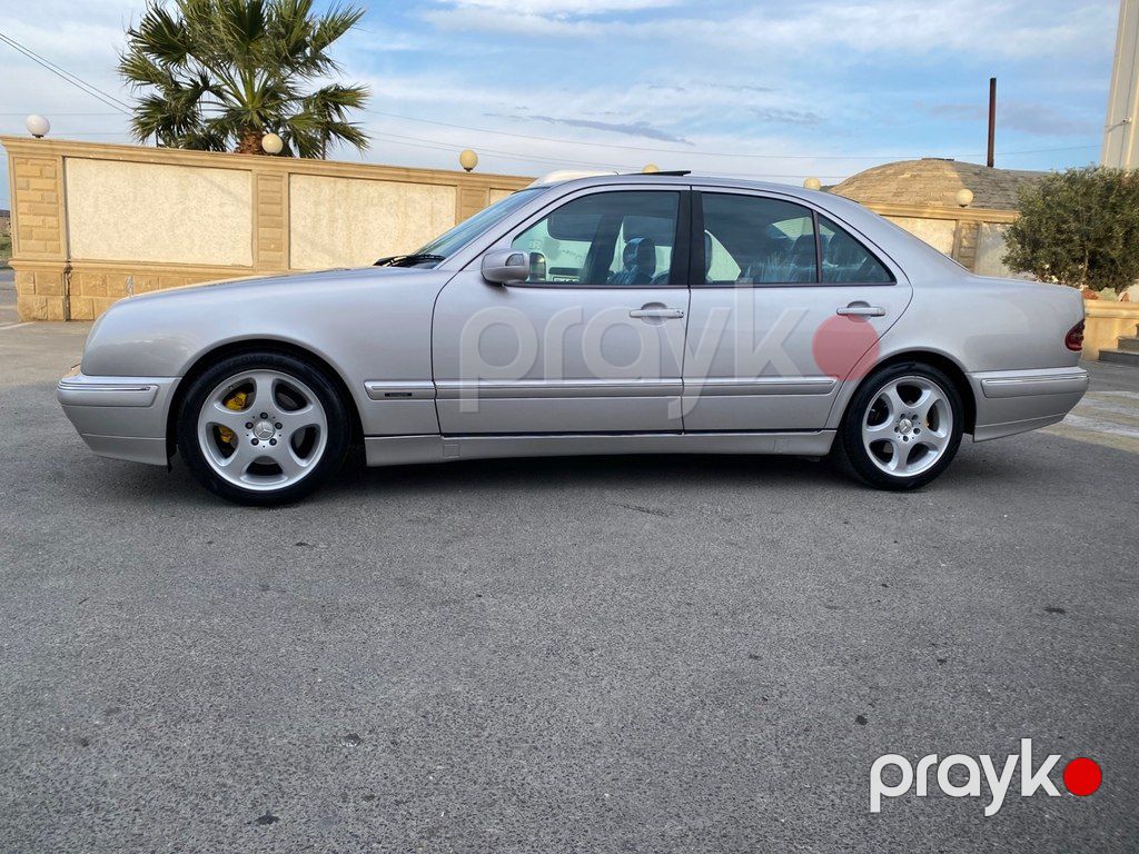 Mercedes E 270, 2.7 L, 2001 il, 331 000 km — Avtomobillər, Bakı (4)