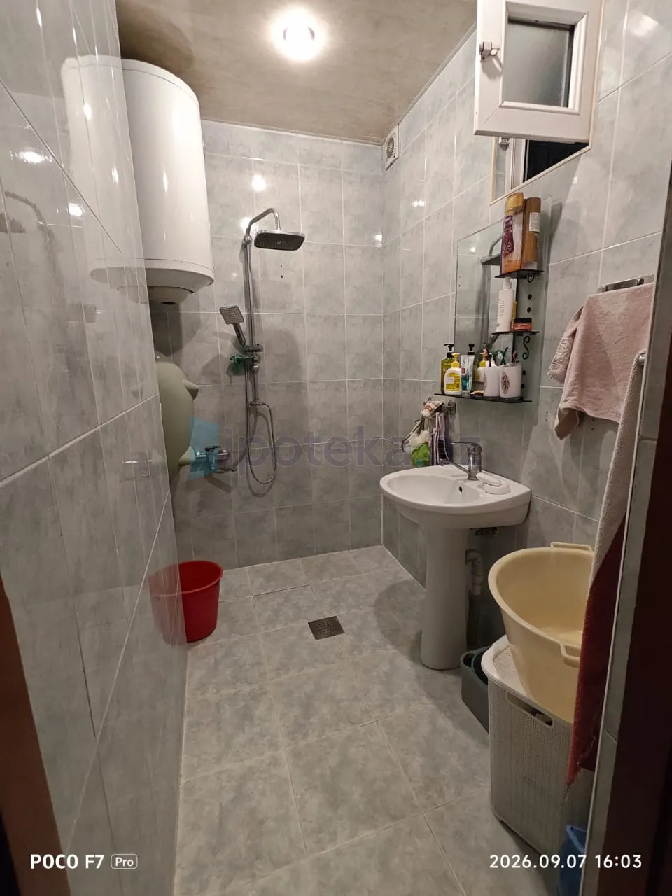 Satılır: 3 Otaq, Köhnə tikili, Binəqədi r., 7-ci mkr q., 82.00 m² — Mənzil, Bakı (4)