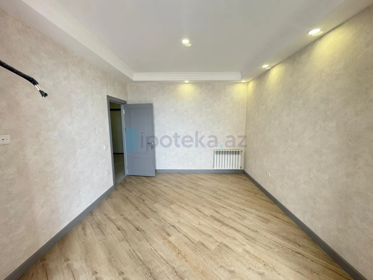 Satılır: 2 Otaq, Yeni tikili, Binəqədi r., 7-ci mkr q., 77.00 m² — Mənzil, Bakı (4)