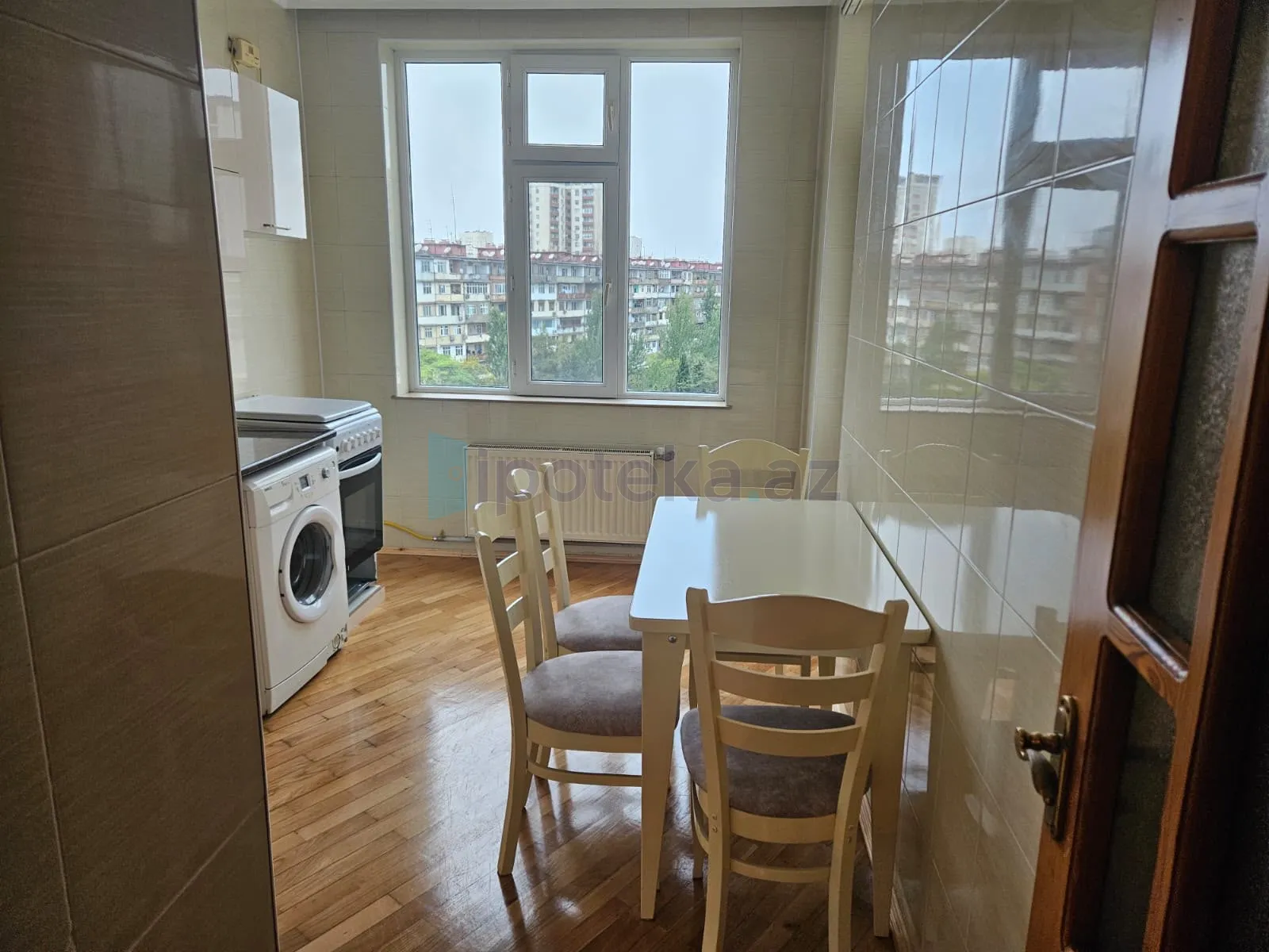 Satılır: 2 Otaq, Yeni tikili, Binəqədi r., 8-ci mkr q., 88.00 m² — Mənzil, Bakı (4)