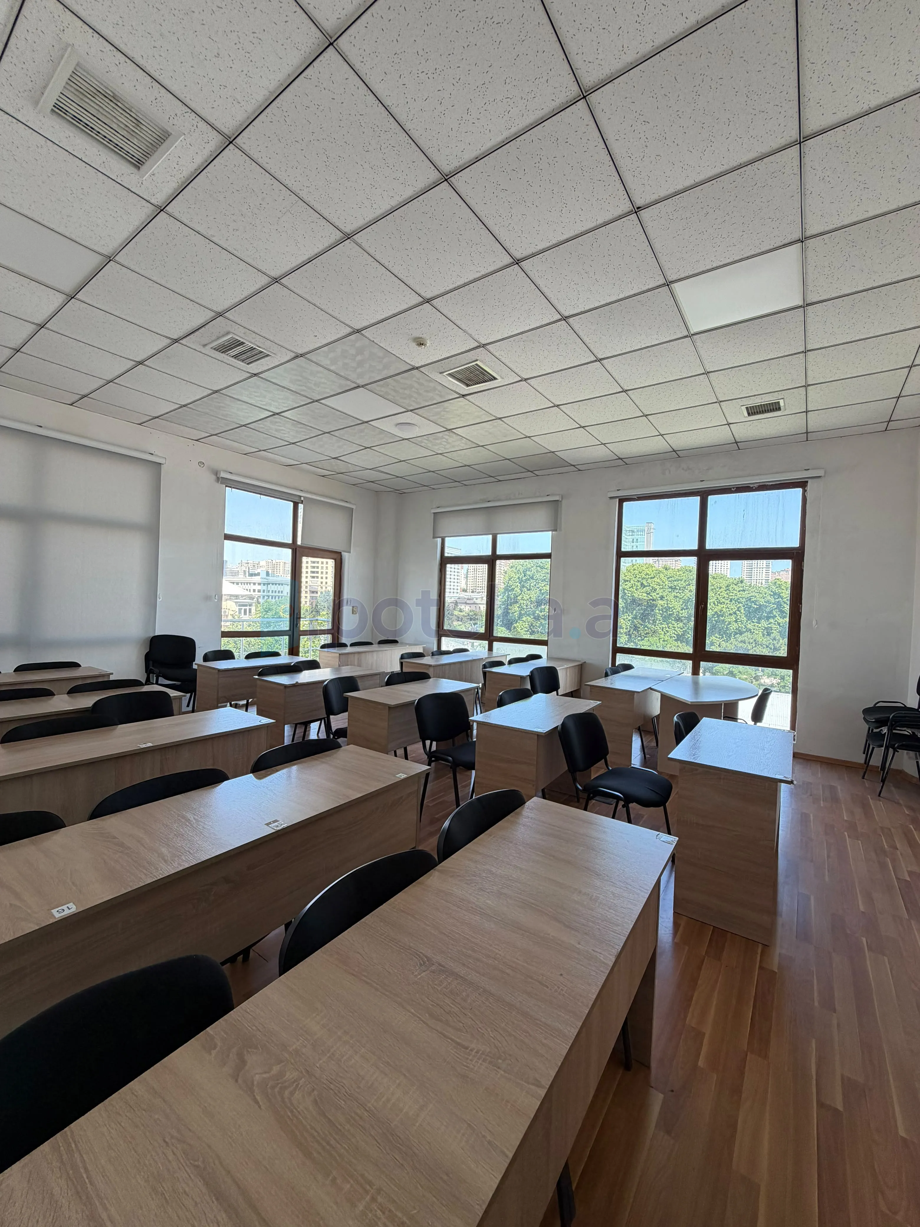 3 Otaq, Ofislər, Nəsimi r., 160.00 m² — Ofis, Bakı (2)