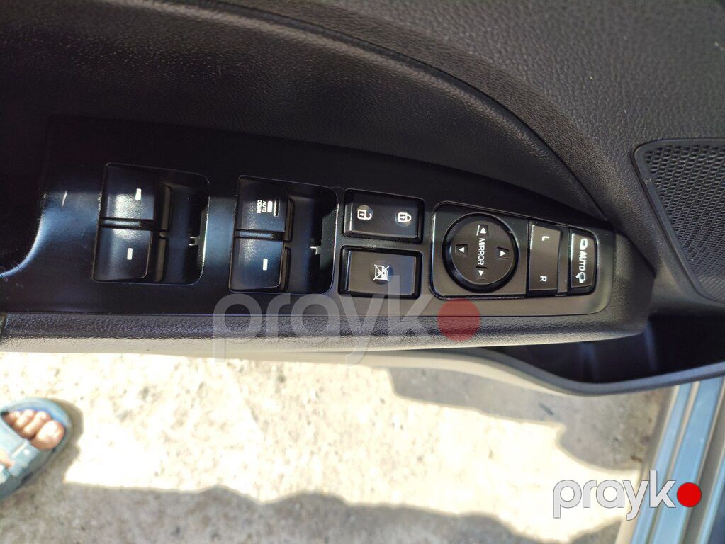 Hyundai Avante, 1.6 L, 2016 il, 200 000 km — Avtomobillər, Bakı (7)