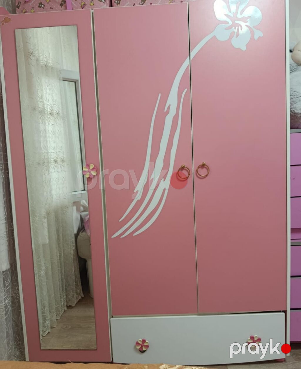 Uşaq/yeniyetmə otağı üçün 3 qapılı geyim şkafı - Rəng: çəhrayı-ağ — Şkaflar, səndinlər, tumbalar, Digah (2)