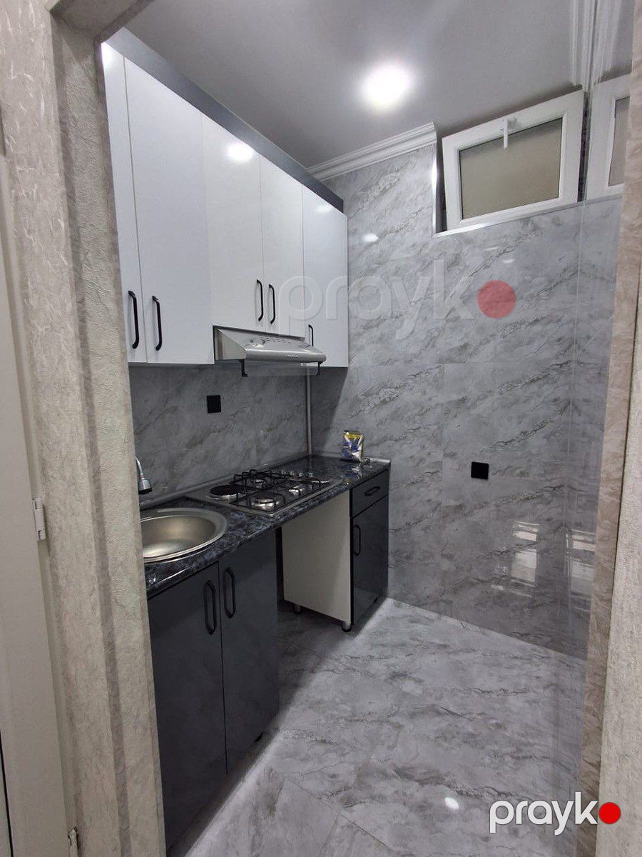 Satılır 2 otaqlı köhnə tikili 33 m² — Mənzil, Bakı (11)