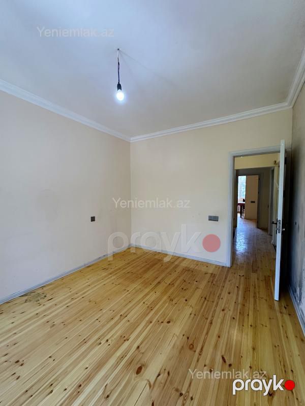 Satılır 2 otaqlı Bina evi menzil (Köhnə tikili), 55 m², Xətai rayonu — Mənzil, Bakı (7)