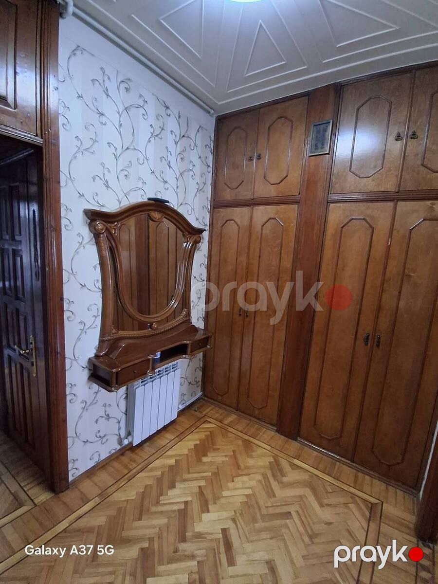 Satılır 2 otaqlı köhnə tikili 65 m² — Mənzil, Bakı (10)