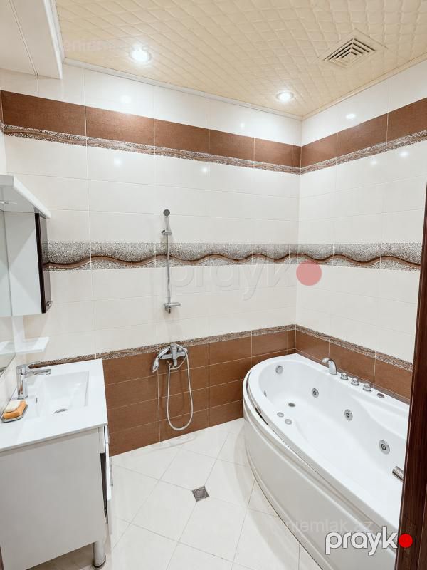 Satılır 3 otaqlı Bina evi menzil (Yeni tikili), 150 m², Yasamal rayonu — Mənzil, Bakı (8)