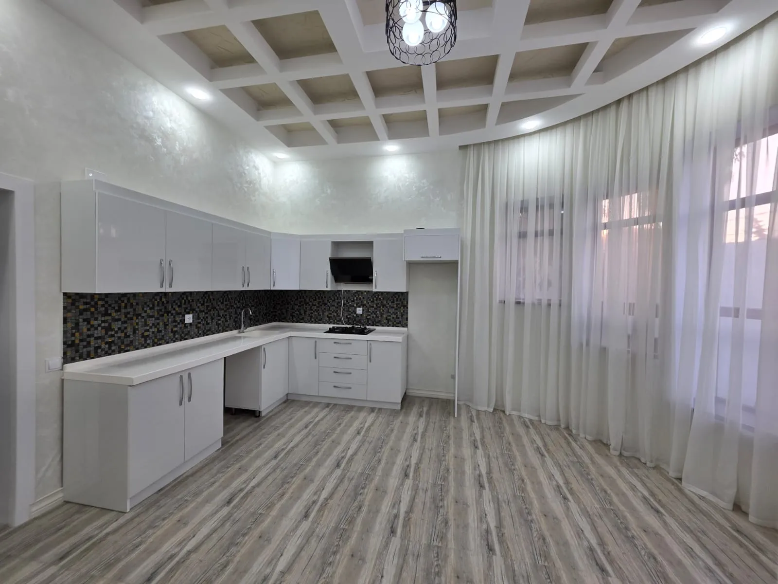 Şüvəlan, 5 otaqlı Villa satılır - 250 m², 1 mərtəbə, 8 sot — Ev, villa, Bakı (8)