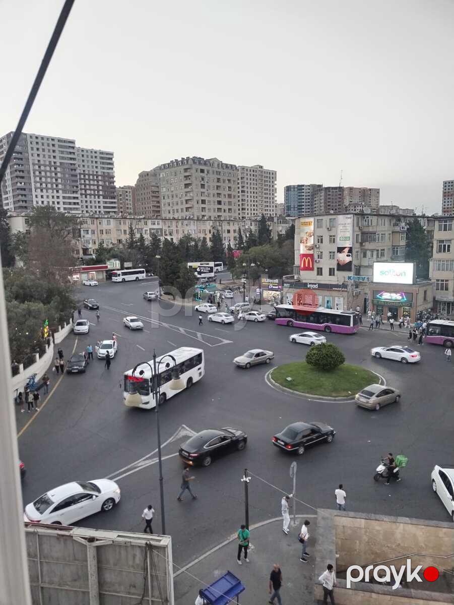 Satılır 1 otaqlı köhnə tikili 40 m² — Mənzil, Bakı (8)