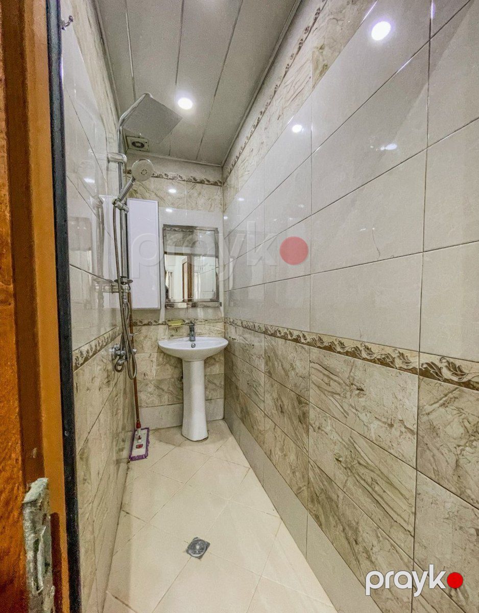 Satılır 2 otaqlı köhnə tikili 55 m² — Mənzil, Bakı (9)