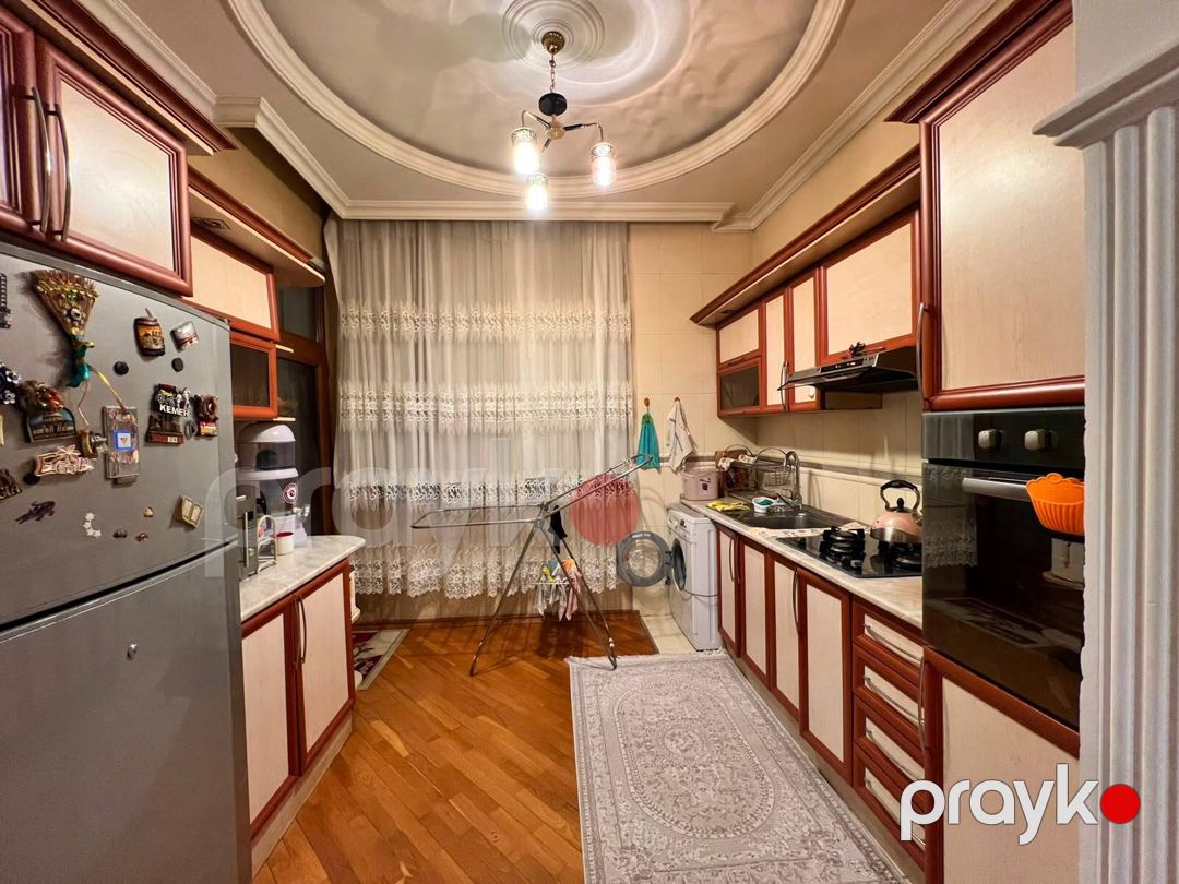 Satılır 3 otaqlı köhnə tikili 110 m² — Mənzil, Bakı