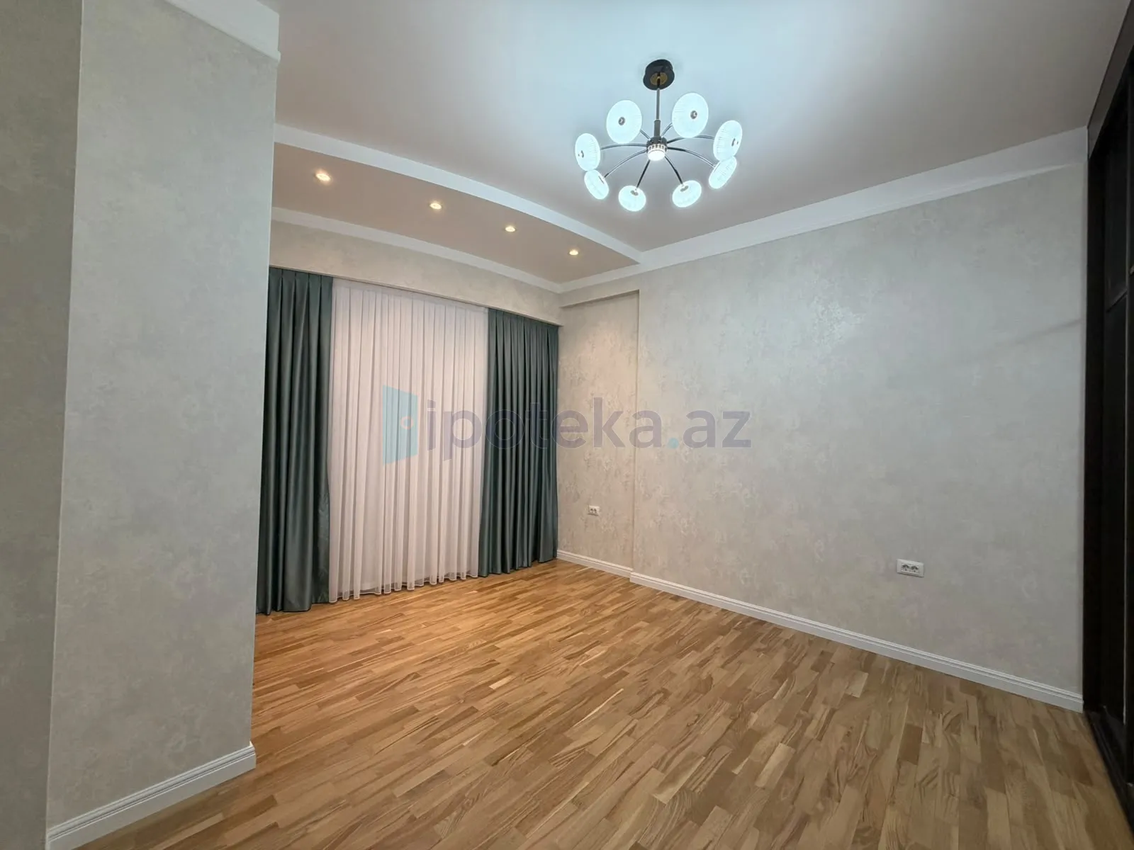 Satılır: 3 Otaq, Yeni tikili, Nəsimi r., 153.00 m² — Mənzil (4)