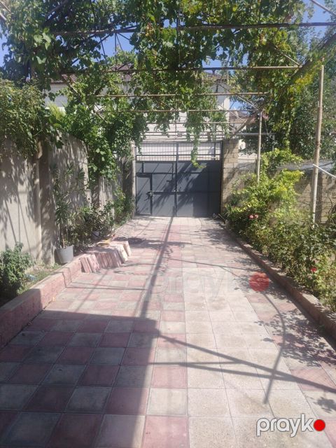 Həyət evi kirayə verilir, Badamdar qəs — Bakı