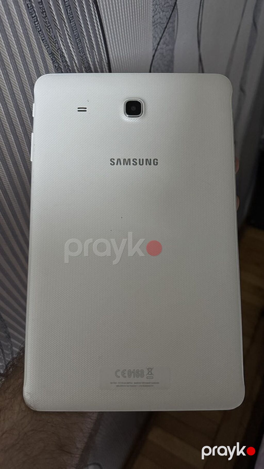 Samsung Galaxy planşet - Rəng: Ağ - Ekran: 9.6" (təxminən), ön fiziki — Samsung, Bakı (2)