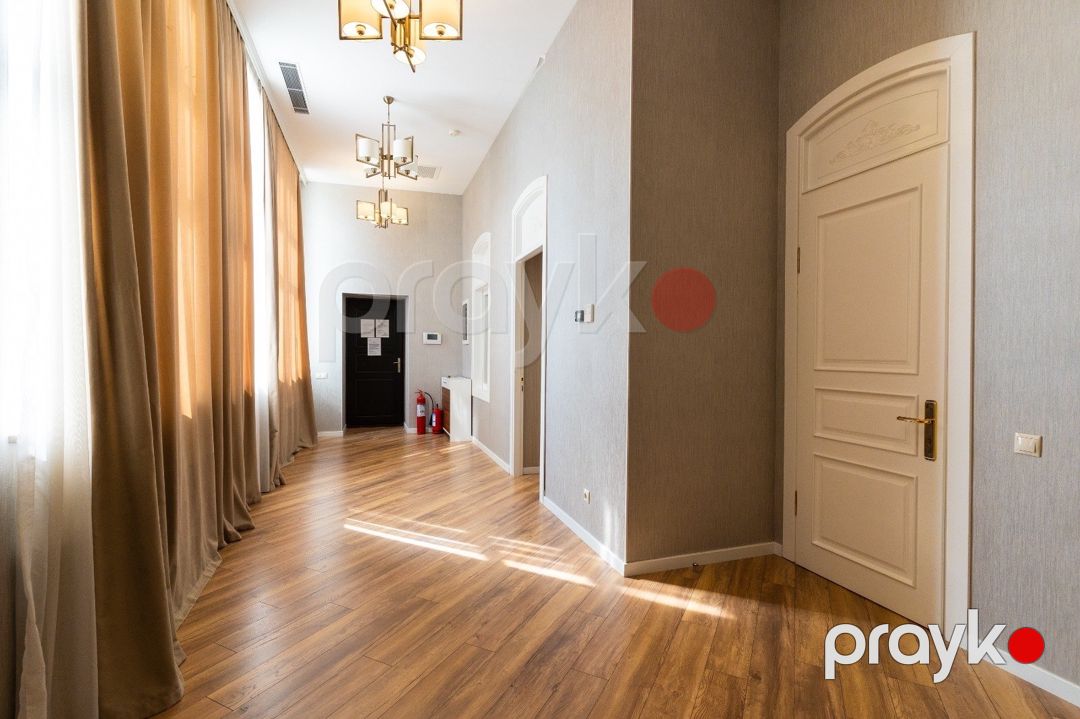 İcarəyə verilir 2 otaqlı köhnə tikili 131 m² — Mənzil, Bakı (7)