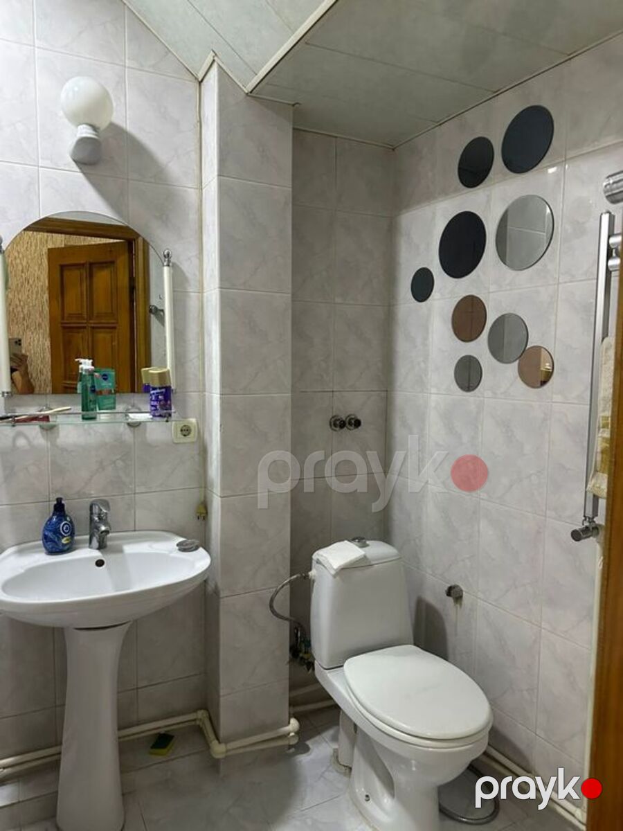 İcarəyə verilir 2 otaqlı köhnə tikili 75 m² — Mənzil, Bakı (11)