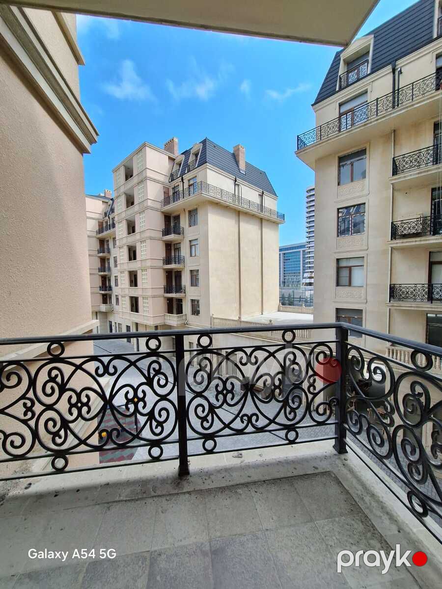 Satılır 4 otaqlı yeni tikili 210 m² — Mənzil, Bakı (5)