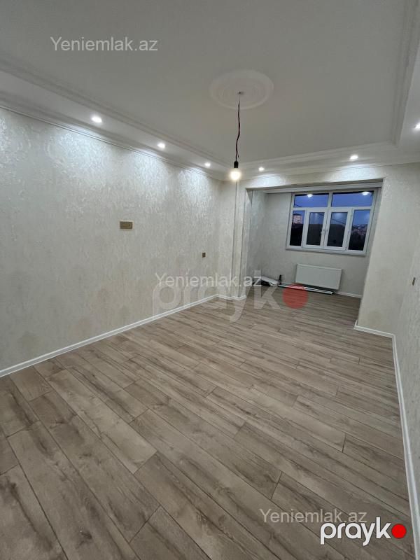 Satılır 2 otaqlı Bina evi menzil (Köhnə tikili), 50 m², 5-ci mikrorayon — Mənzil, Sumqayıt (2)