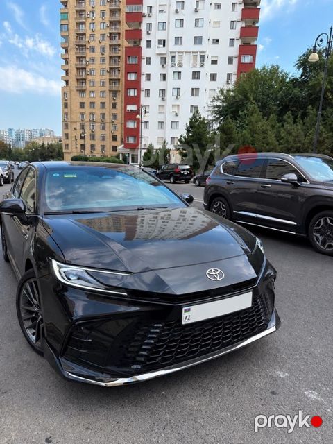 Toyota Camry, 2.0 L, 1 kWh, 2024 il, 52 500 km — Bakı