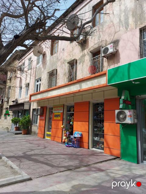 Satılır 2 otaqlı köhnə tikili 50 m² — Bakı