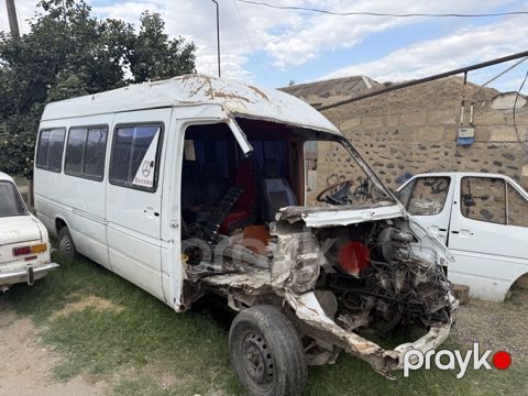 Mercedes Sprinter 316, 2.9 L, 1996 il, 500 800 km — Samux