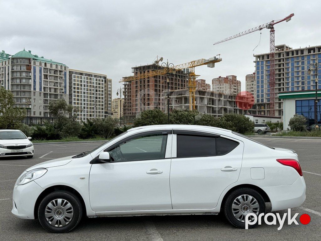 Nissan Sunny, 1.5 L, 2014 il, 213 345 km — Avtomobillər, Bakı (4)