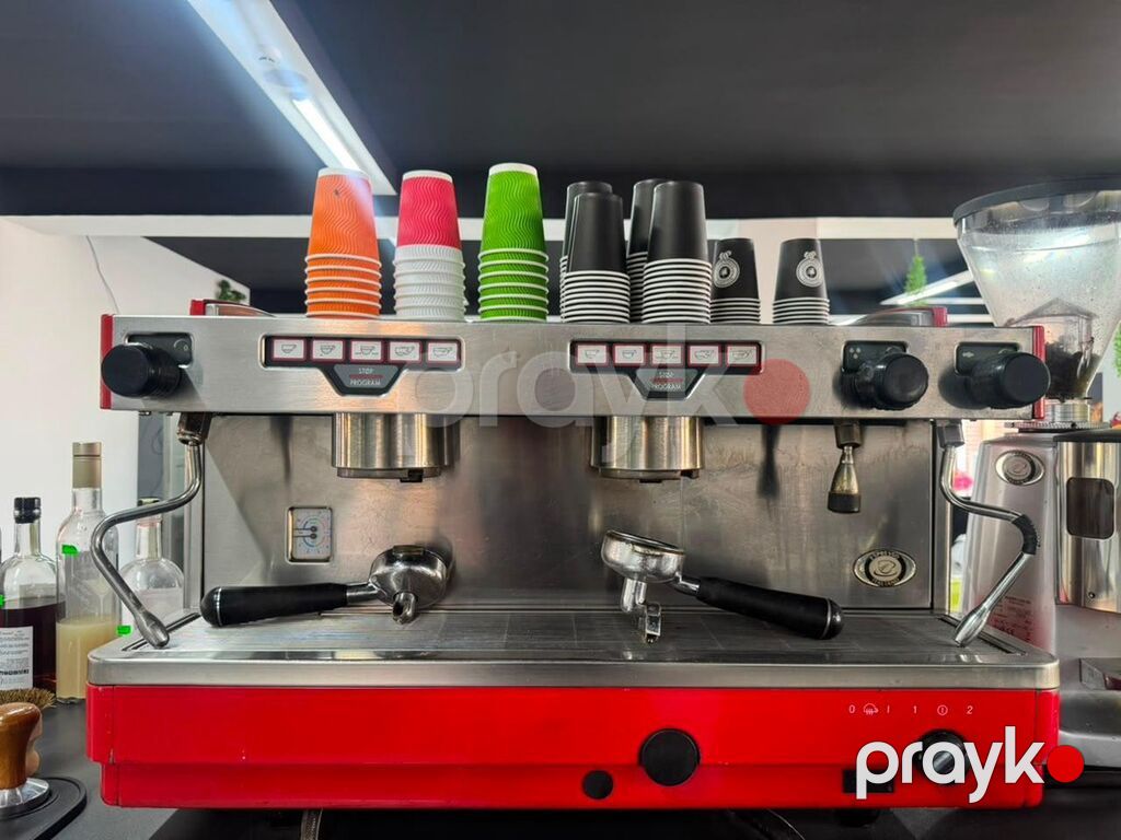 İki qollu professional espresso dəsti - İstehsal: İtalyan tipli — Peşəkar mətbəx texnikası, Digah (2)