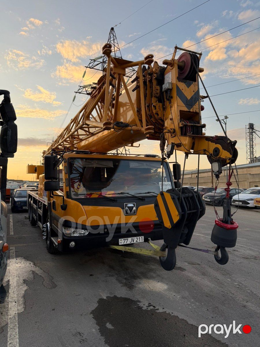 Avtokran 2021 il — İnşaat texnikası, Bakı (2)