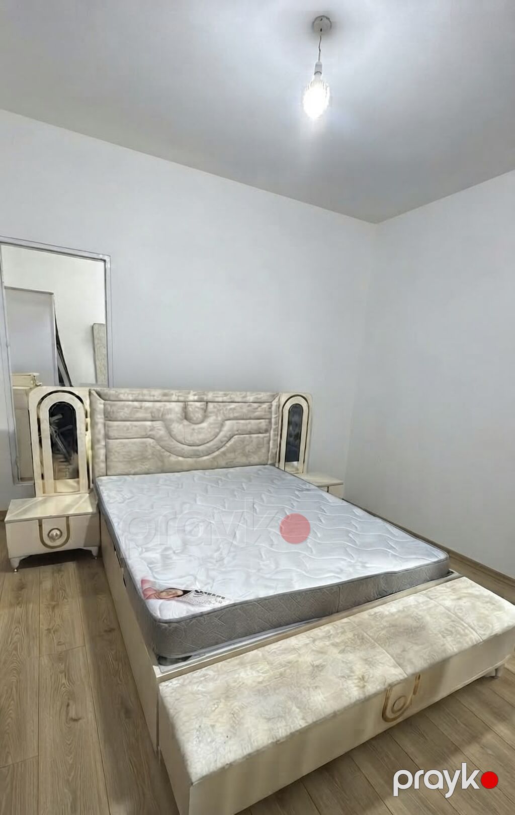 Bazali yataq desti ortopedik matrasladir ideal veziyyetdedir.catdirma — Yataq otağı mobilya dəstləri, Bakı (4)