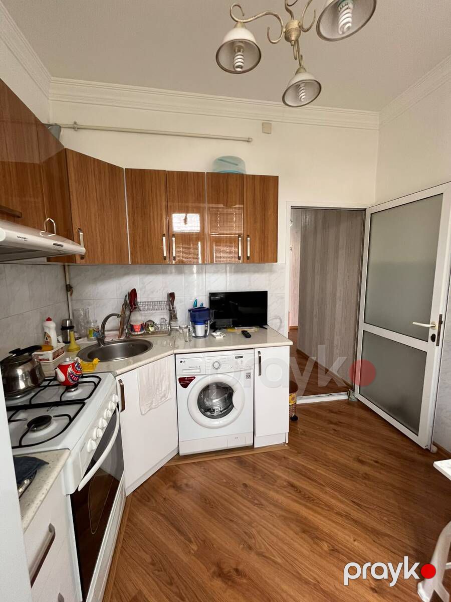 Satılır 2 otaqlı köhnə tikili 65 m² — Mənzil, Bakı (7)