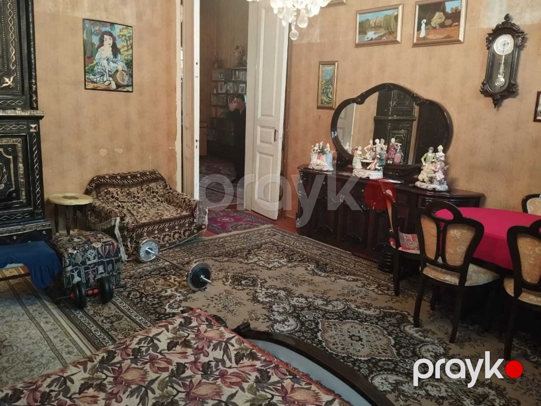 Satılır 4 otaqlı köhnə tikili 117 m² — Mənzil, Bakı (5)