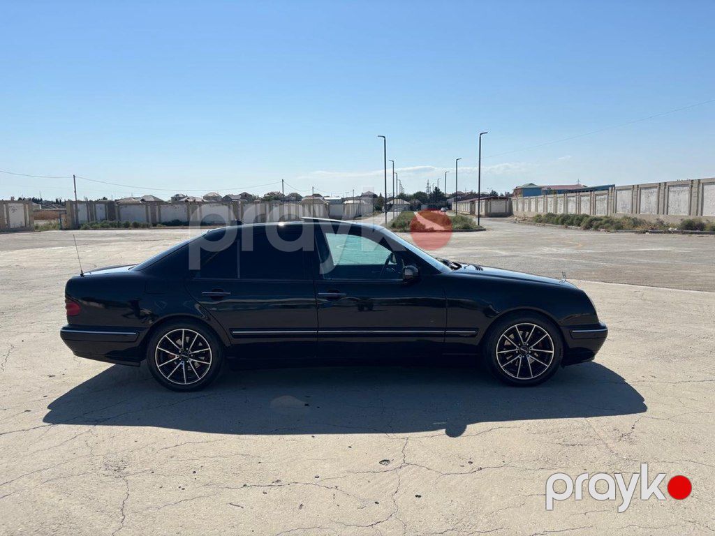Mercedes E 320, 3.2 L, 2000 il, 277 000 km — Avtomobillər, Bakı (5)