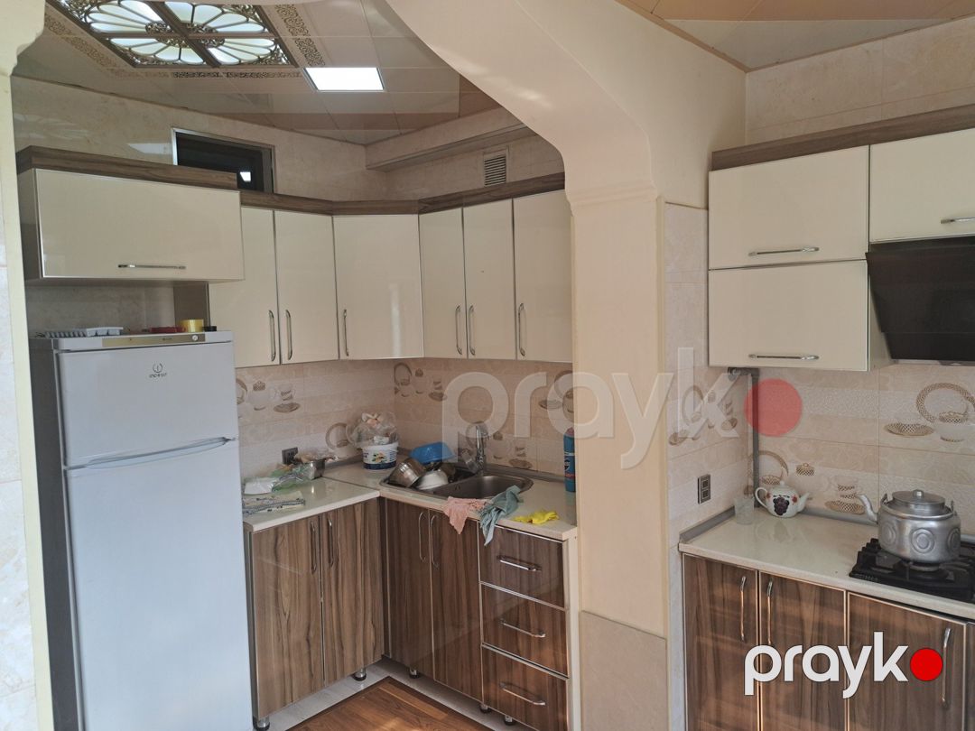 Satılır 4 otaqlı köhnə tikili 100 m² — Mənzil, Bakı (2)