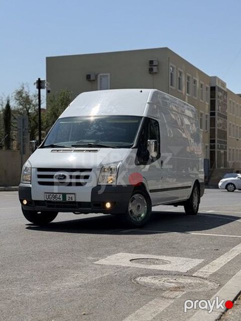 Ford Transit yük mikroavtobusu - Korpus: uzun baza, yüksək tavanlı — Gəncə