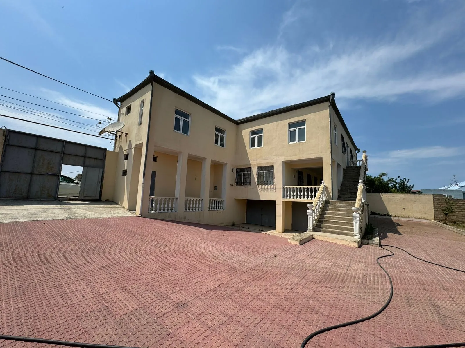 Şüvəlan, Torpaq satılır - 14 sot — Bakı