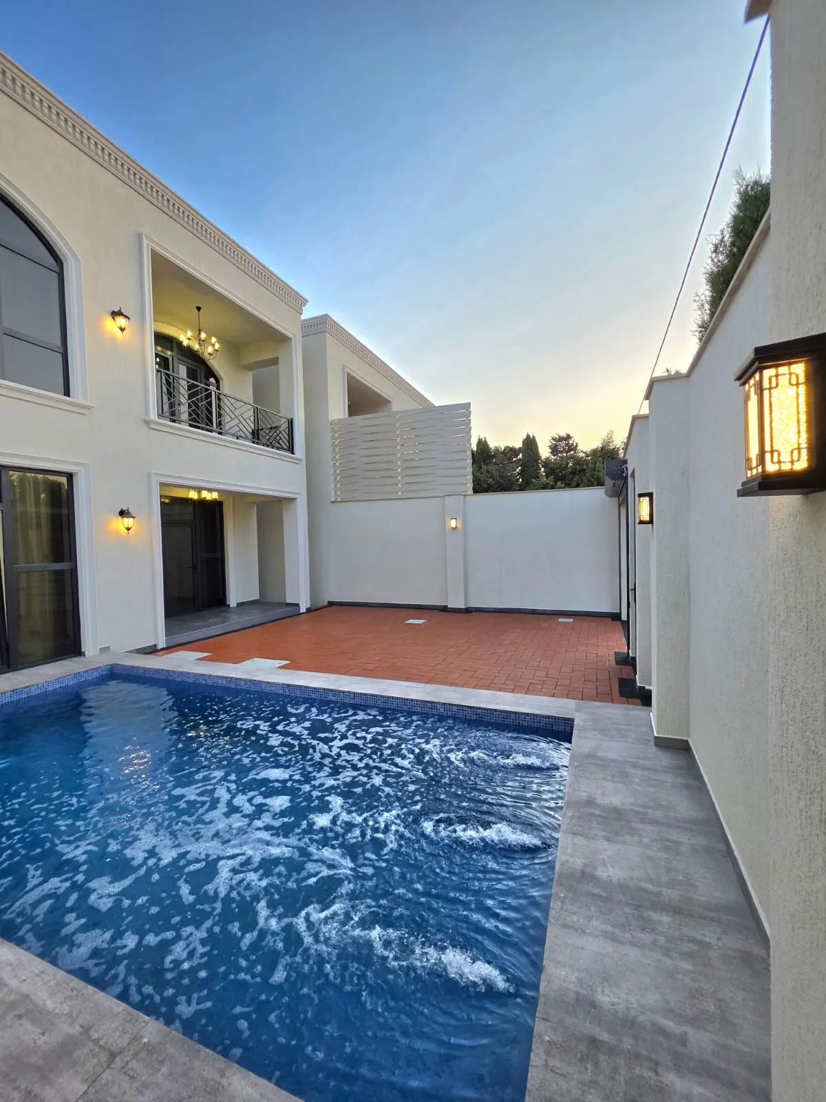 Şüvəlan, 4 otaqlı Həyət evi satılır - 160 m², 2 mərtəbə, 2 sot — Ev, villa, Bakı (5)