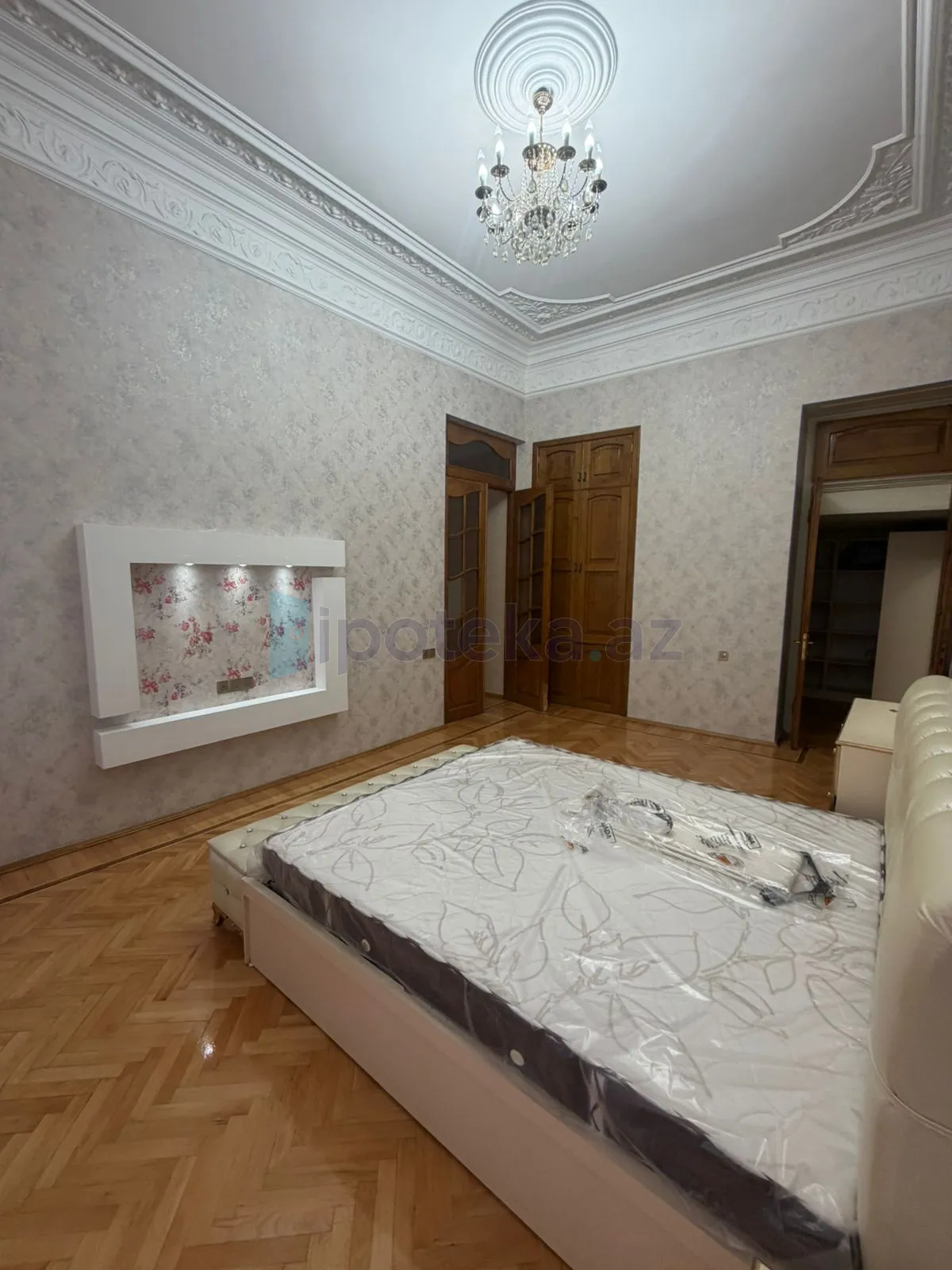 3 Otaq, Köhnə tikili, Səbail r., 150.00 m² — Mənzil, Bakı (7)