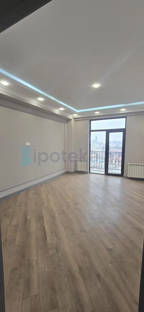 Satılır: 2 Otaq, Yeni tikili, Binəqədi r., 7-ci mkr q., 88.00 m² — Bakı