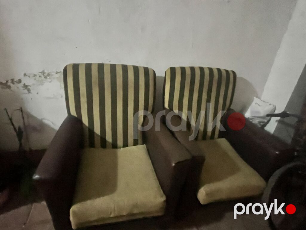 Məhsul: 2 ədəd yumşaq kreslo dəsti Təsvir:kreslonun qollarinda balca — Kreslolar, Bakı (3)